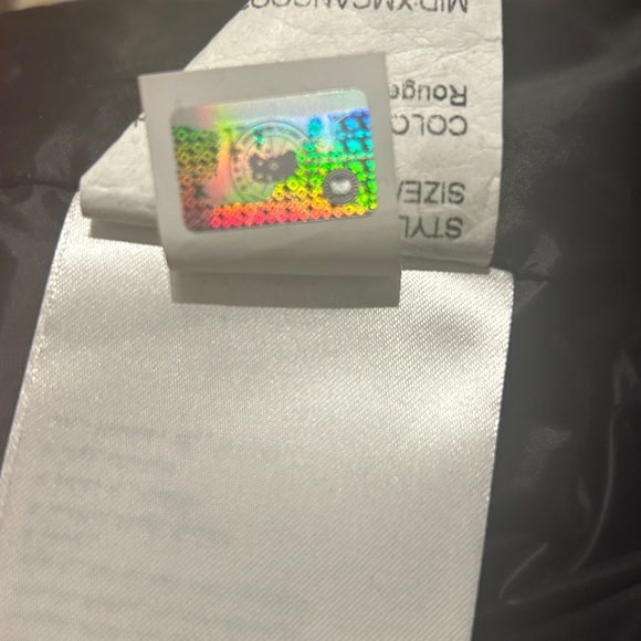 Canada Goose Women’s Puffer Vest - Picture 4 of 4